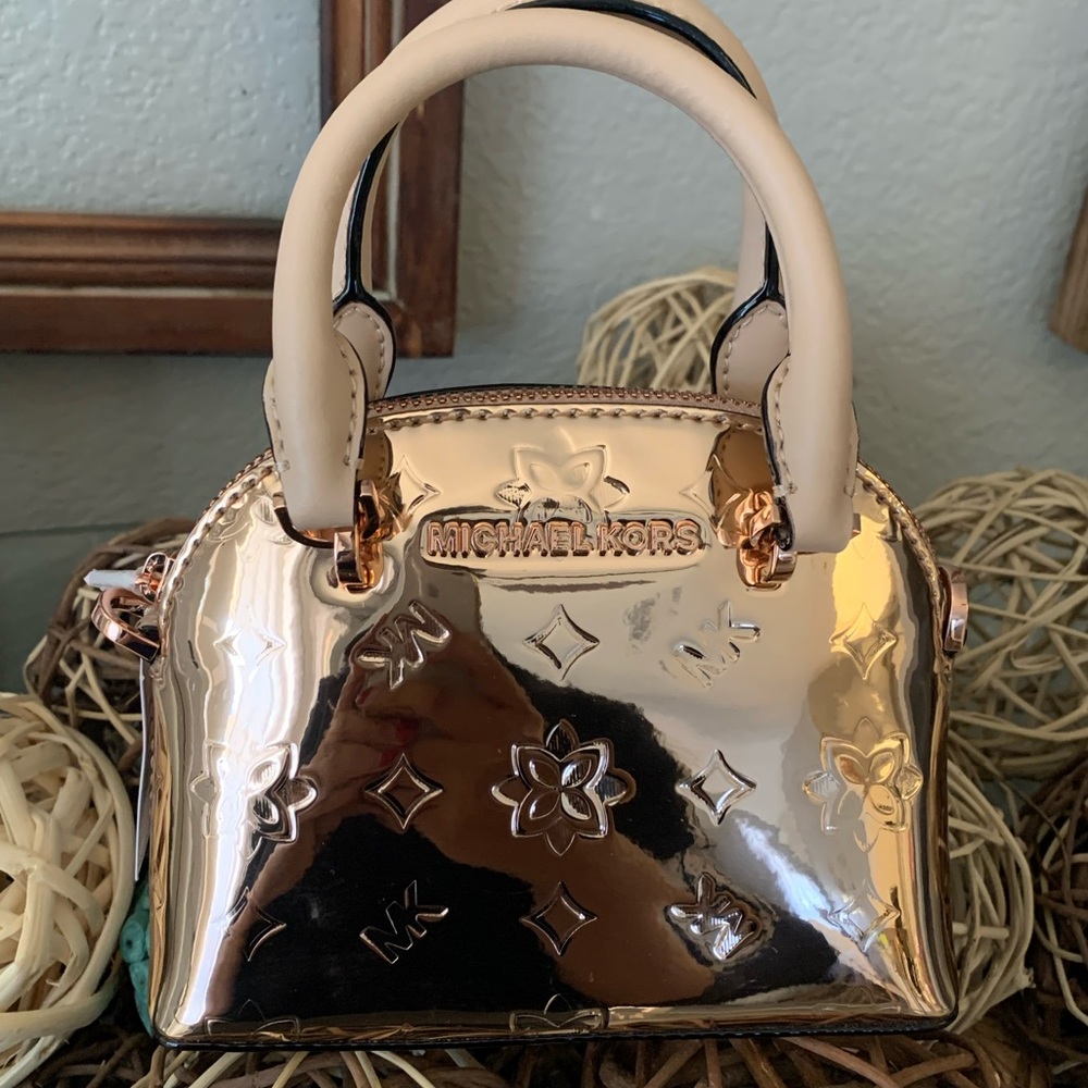 New MK mini satchel/ crossbody 💖 - Picture 3 of 7